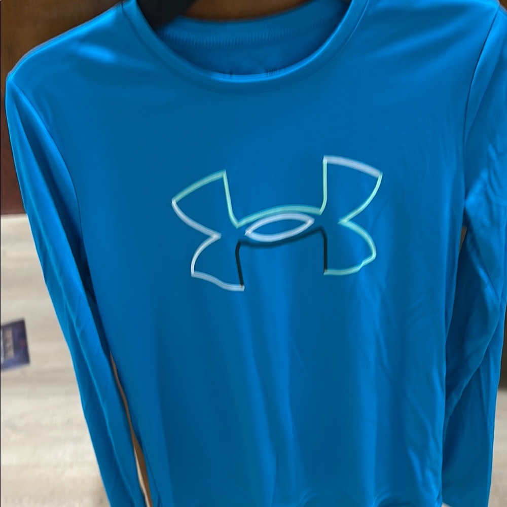 NWT Under Armour Girls Teal Long Sleeve Performance Shirt Multiple Sizes